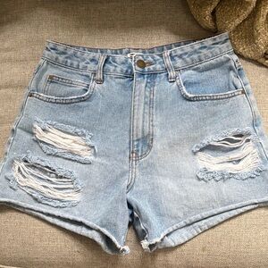 Billabong light Blue Distressed Denim cutoff Shorts l Size 27